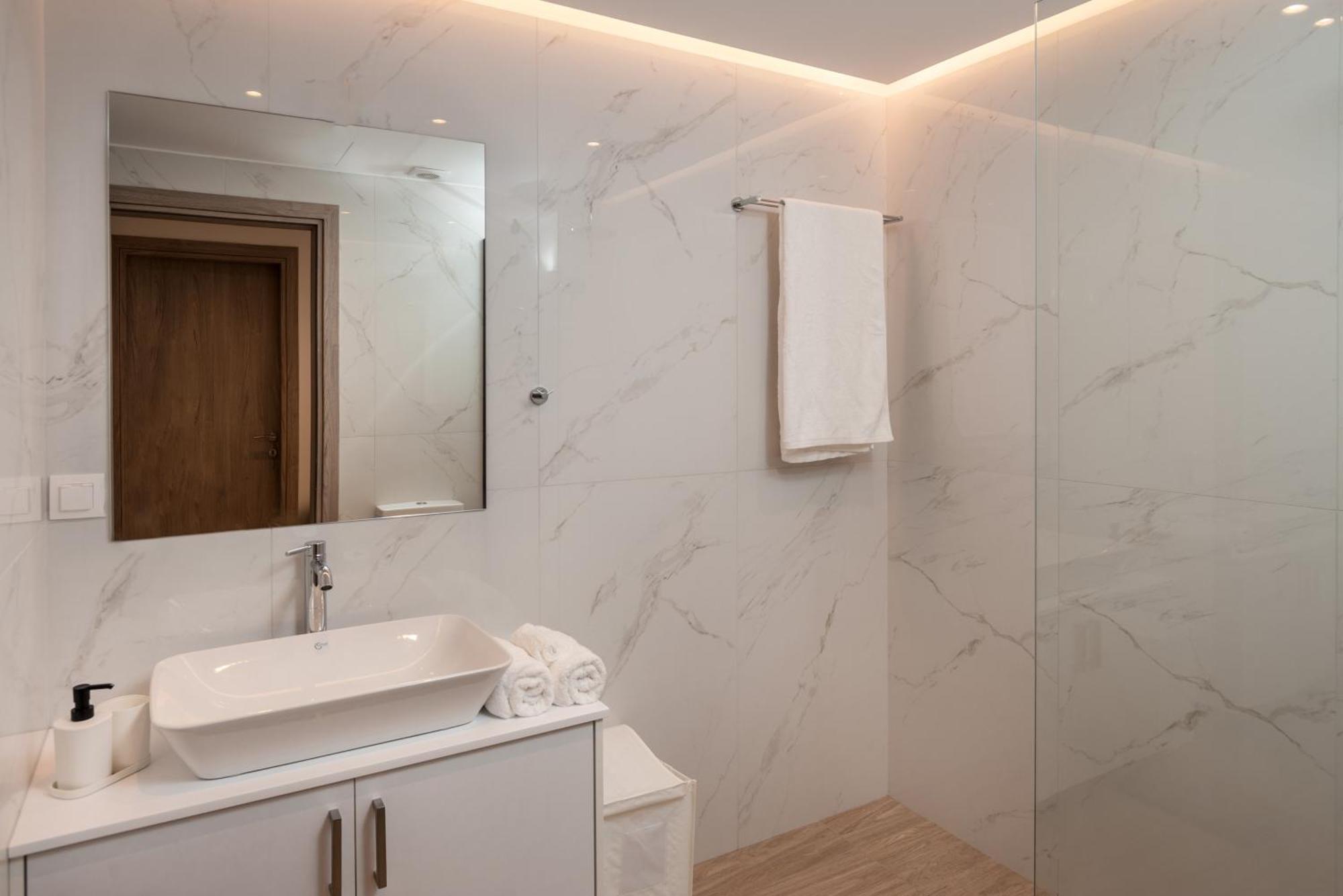 Thyme Sea View Apartments By 8Essentially Suda Exterior foto